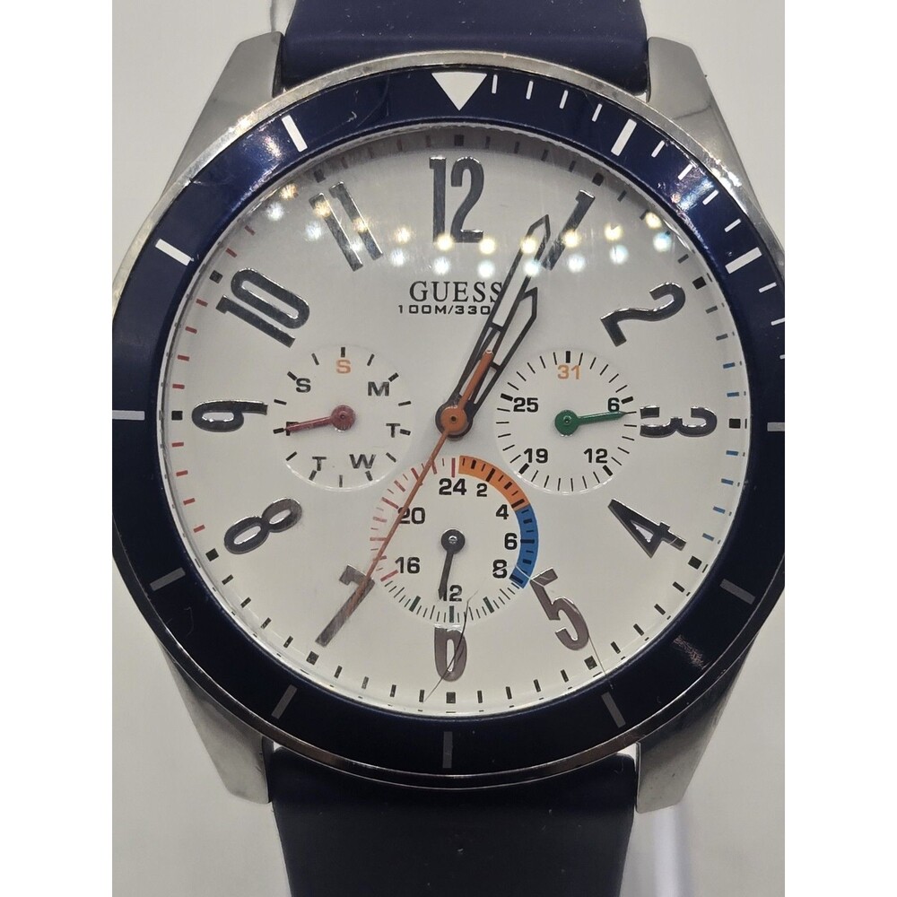 Guess Men's 43mm Chrongraph Watch. Blue Rubber Band. Day/Date/24H. New Battery